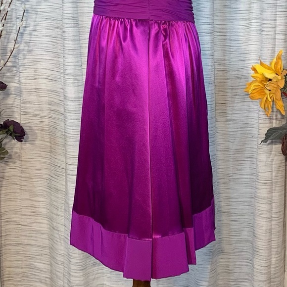 Adrianna Papell solid purple flowing halter evening party dress. - Picture 7 of 16